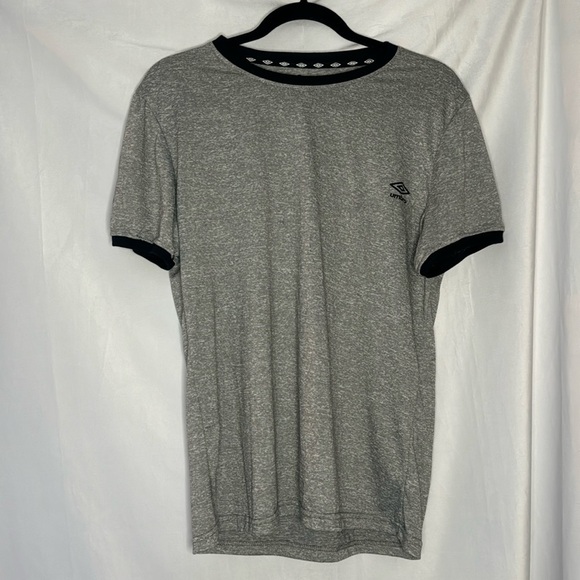 UMBRO GREY SHORT SLEEVE TEE (L) - Picture 1 of 6